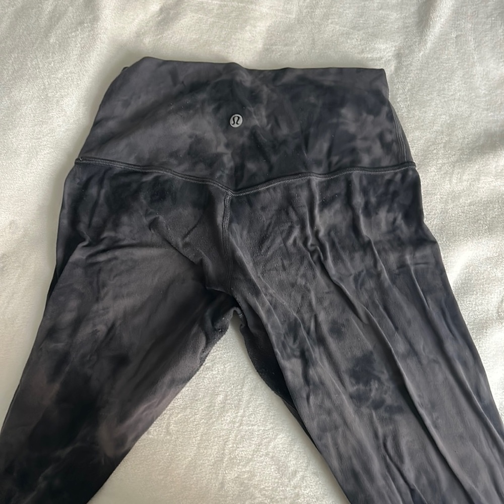 Lululemon tie dye leggings